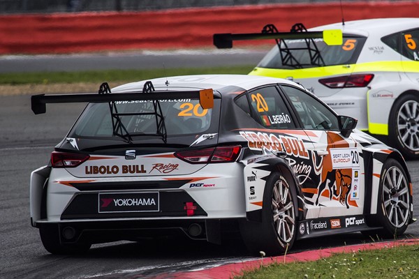 Beirao Mugello seat leon supercup