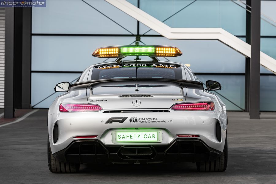 mercedes-amg_gt-r_pace_car_f1_2018-08