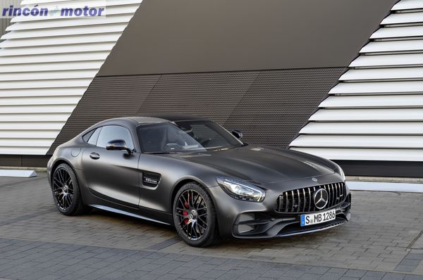 Mercedes-AMG GT C Edition