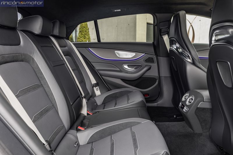 Mercedes-AMG-GT_4_puertas_set- 0803-04