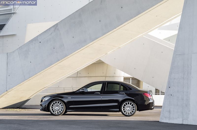 mercedes-amg_c-43_2018-03