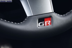 toyota_yaris_grmn_2018-08