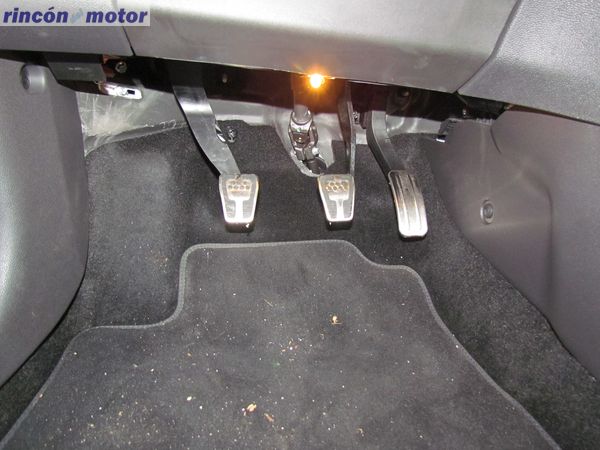 Ford_Fiesta_ST-200-prueba-2016-46