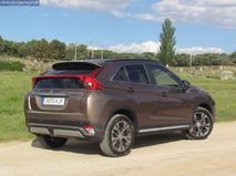 1-10-exterior-mitsubishi_eclipse_cross_150T_2018