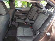 3-01-interior-mitsubishi_eclipse_cross_150T_2018