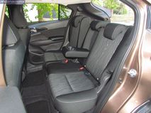 3-06-interior-mitsubishi_eclipse_cross_150T_2018