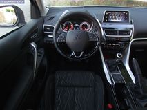 6-10-puesto-mitsubishi_eclipse_cross_150T_2018