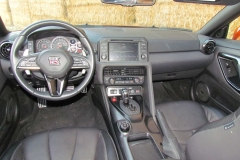 3-04-interior-nissan_gtr-prueba-2017