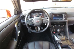 6-12-puesto-Nissan_GTR-prueba-2017
