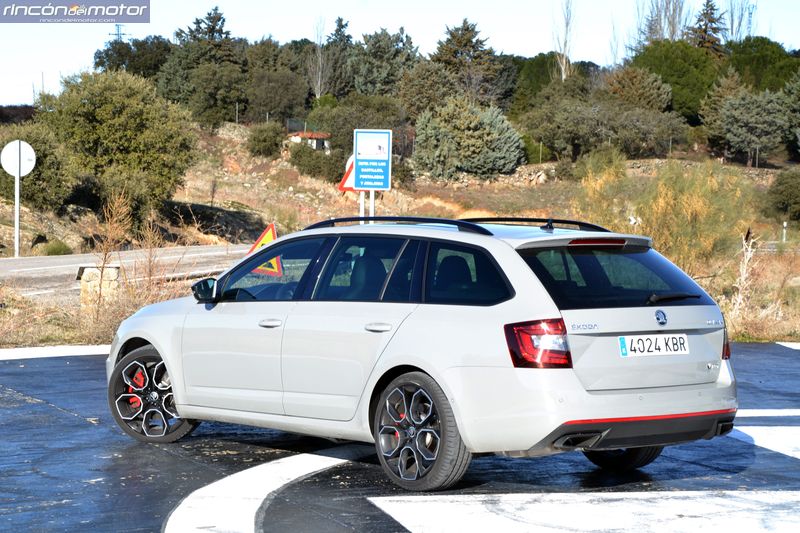 1-11-exterior-skoda-octavia-combi-rs-tsi-245-dsg