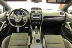 3-05-interior-volkswagen-scirocco-r-2017-prueba
