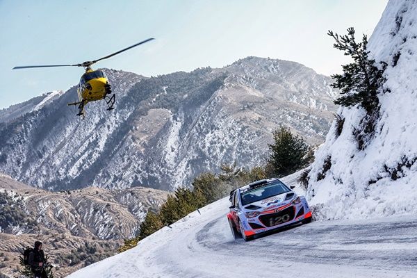 Neuville Hyundai i20 WRC