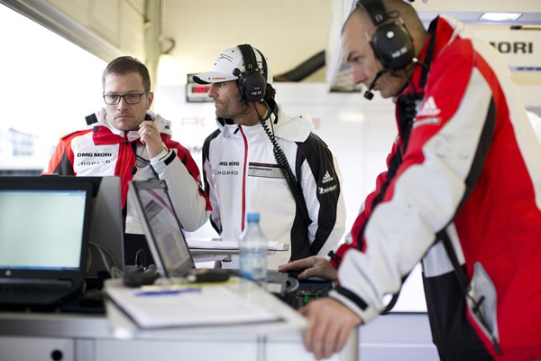 Andreas Seidl Mark Webber Amiel Lindesay porsche wec
