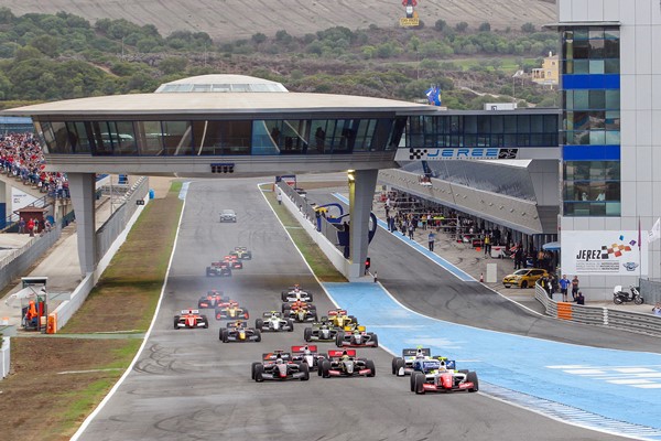 v8 salida jerez 2015