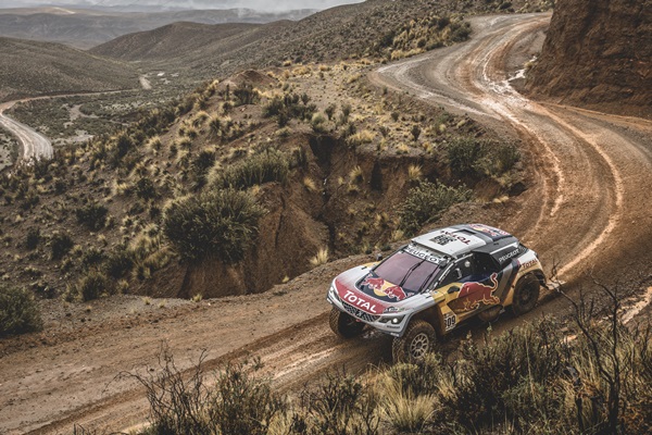 dakar 2017 loeb peugeot 3008 dkr