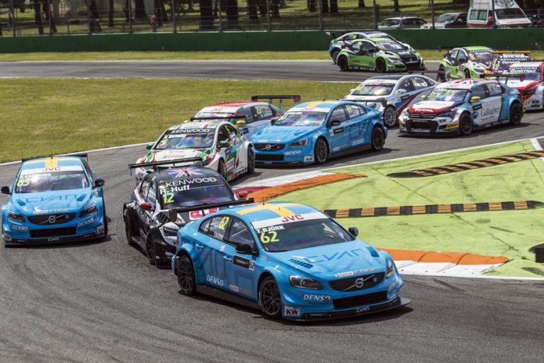 WTCC Monza salida Bjork volvo