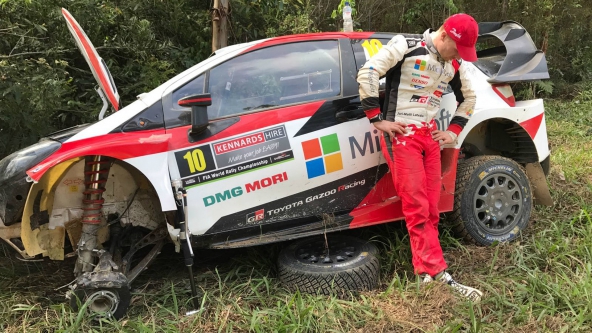 wrc latvala yaris australia accidente wrc latvala yaris australia accidente