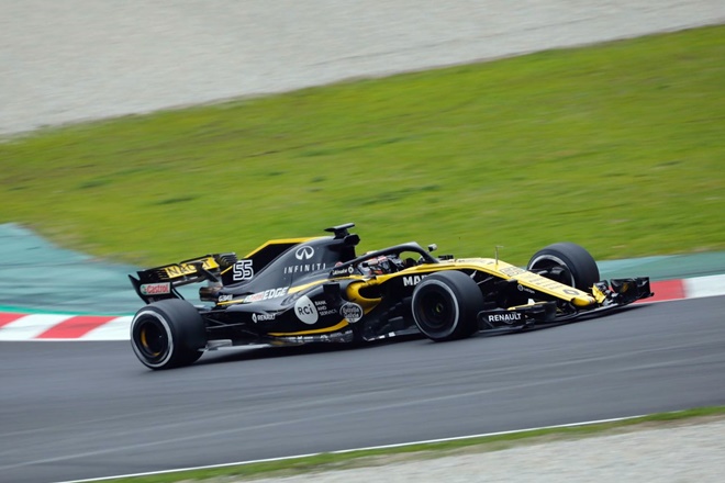 carlos sainz f1 test montmelo 2017