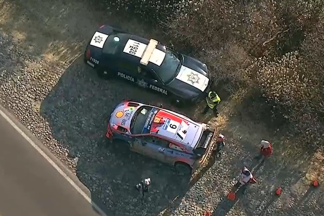 sordo abandono mejico wrc i20-2