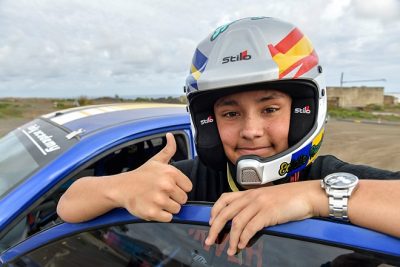 El joven piloto hispano sueco Eddie Ramírez se prepara para el Rallye de Tierra de Madrid