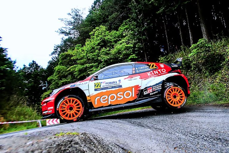 cachon rallye japon 26 yaris wrc2